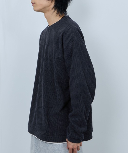 NAVY(ネイビー)の「NAVY ハニカム裏起毛 フェイククルーネックトレーナー(Tシャツ/カットソー・メンズ・ブラック/グレー/ベージュ/ネイビー・XL/L/M/S)」の11枚目の写真