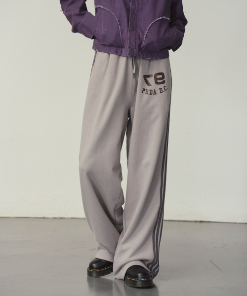 PRENDA(プレンダ)の「SIDE STRIPE WIDE PANTS GRAY(スウェットパンツ・レディース・その他・SMALL/MEDIUM/X-SMALL)」の1枚目の写真