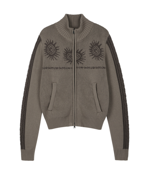 Sun Jacquard Zip‑Up Sweater — коричневый кардиган на молнии