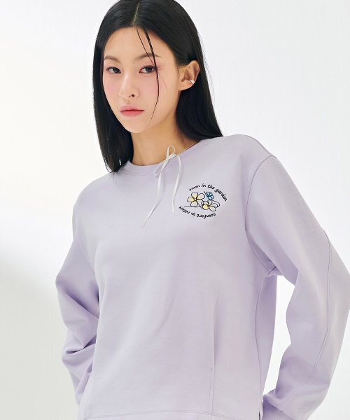 CHASECULT（チェイスカルト）の「レディース裾デザイン変更スウェットTシャツ-DARG5164B0T（スウェット・レディース・バイオレット・90/85）」の2枚目の写真