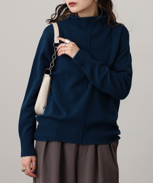 EGLANTINE(エグランティーヌ)の「EGLANTINE ウール100%ピンタックハイネックニット(ニット/セーター・レディース・レッド/モカ/シルバーグレー/ブラック/ブルーグリーン・38)」の5枚目の写真