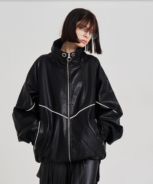 セール】【UNISEX】SYNTH-LETHER PIPING JACKET/シンセティックレザー
