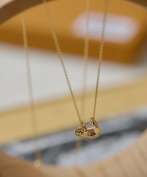 ear PAPILLONNER（イアパピヨネ）の「ナマケモノネックレス（ネックレス・レディース・ゴールド/シルバー・FREE）」の9枚目の写真