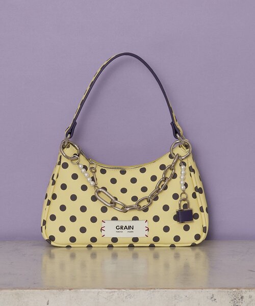 GRAIN(グレイン)の「【GRAIN/グレイン】チャーム付き水玉2WAYハンドバック(トートバッグ・レディース・ブラック/パープル/イエロー/ホワイト・FREE)」の4枚目の写真