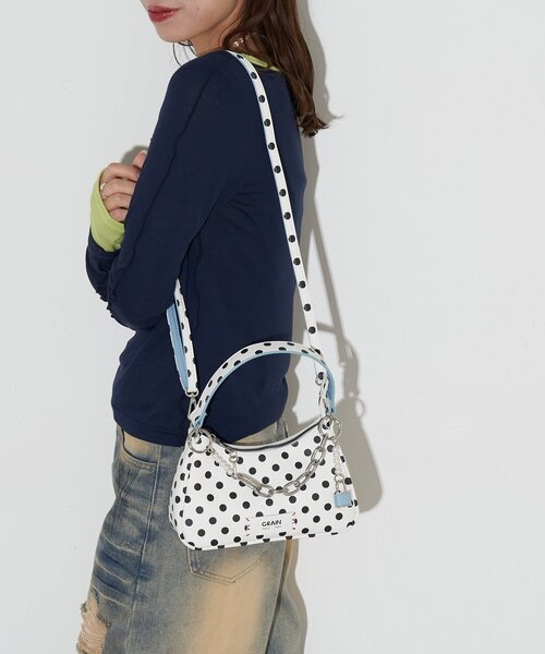 GRAIN(グレイン)の「【GRAIN/グレイン】チャーム付き水玉2WAYハンドバック(トートバッグ・レディース・ブラック/パープル/イエロー/ホワイト・FREE)」の5枚目の写真