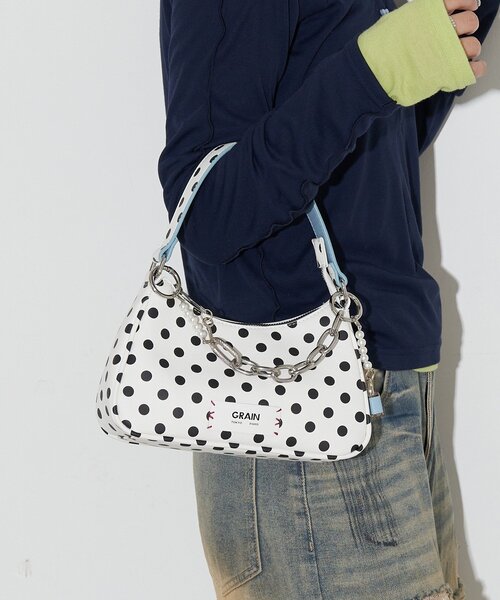 GRAIN(グレイン)の「【GRAIN/グレイン】チャーム付き水玉2WAYハンドバック(トートバッグ・レディース・ブラック/パープル/イエロー/ホワイト・FREE)」の8枚目の写真