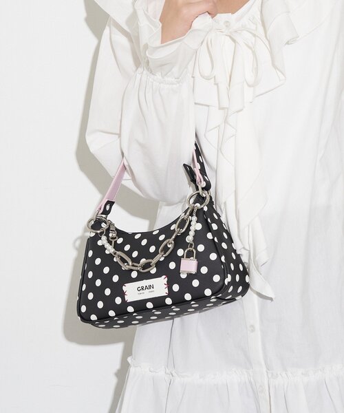 GRAIN(グレイン)の「【GRAIN/グレイン】チャーム付き水玉2WAYハンドバック(トートバッグ・レディース・ブラック/パープル/イエロー/ホワイト・FREE)」の16枚目の写真