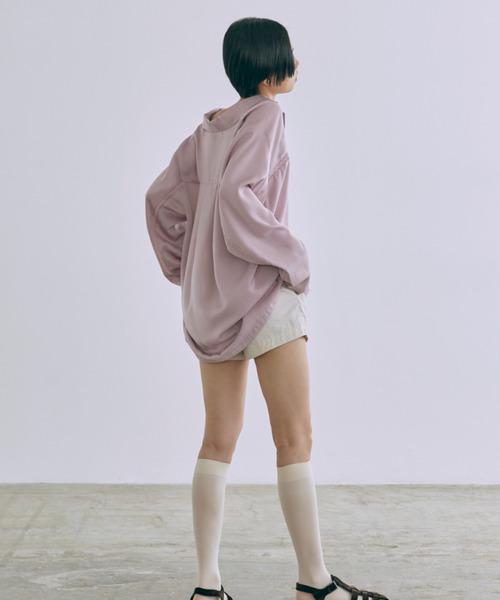 EN NEUME(エンノイム)の「Lace-Trim Satin Shirt Jacket(シャツ/ブラウス・レディース・アイボリー/ライトグリーン/ラベンダー・FREE)」の17枚目の写真