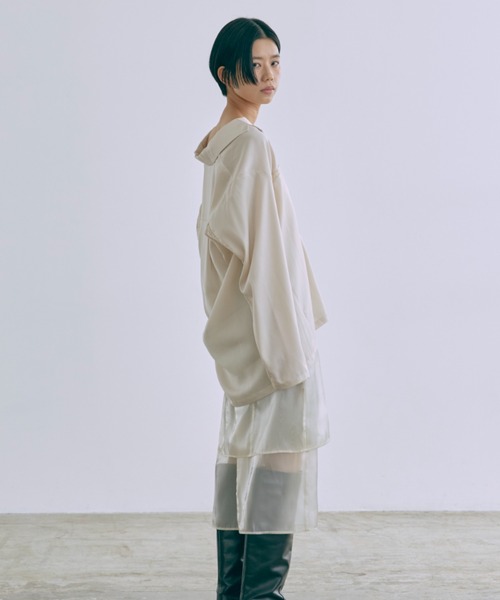 EN NEUME(エンノイム)の「Lace-Trim Satin Shirt Jacket(シャツ/ブラウス・レディース・アイボリー/ライトグリーン/ラベンダー・FREE)」の11枚目の写真