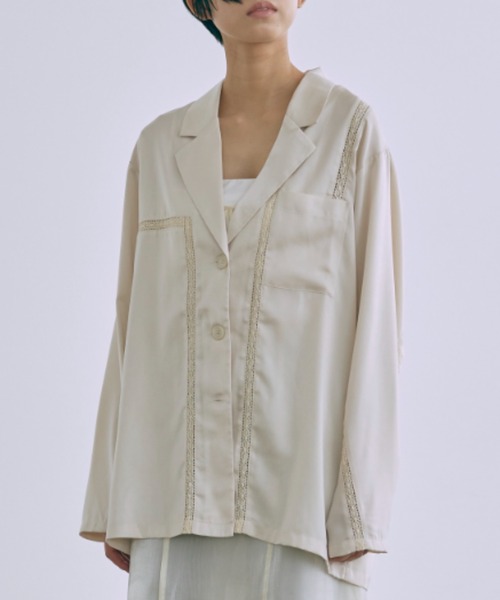 EN NEUME(エンノイム)の「Lace-Trim Satin Shirt Jacket(シャツ/ブラウス・レディース・アイボリー/ライトグリーン/ラベンダー・FREE)」の7枚目の写真
