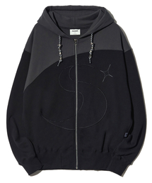 PIECEMAKER（ピースメーカー）の「TS SILVER CHARM ZIP HOODIE (BLACK)（パーカー）」