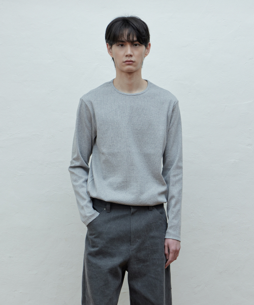 LEARVE(ルアブ)の「タイタン ロングスリーブ Tシャツ グレー(Tシャツ/カットソー・メンズ・その他・MEDIUM/LARGE)」の1枚目の写真