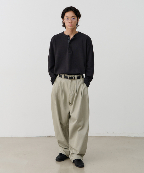 NOUN(ノウン)の「wide tapered chino pants (light gray)(その他パンツ・メンズ・その他・1/2/0)」の4枚目の写真