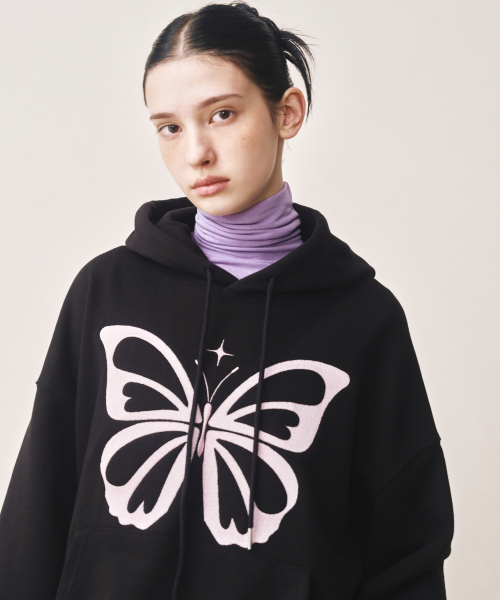 NICK&NICOLE（ニックアンドニコール）の「BUTTERFLY EMBROIDERY HOODIE_BLACK PINK（パーカー・レディース・その他・FREE）」の3枚目の写真
