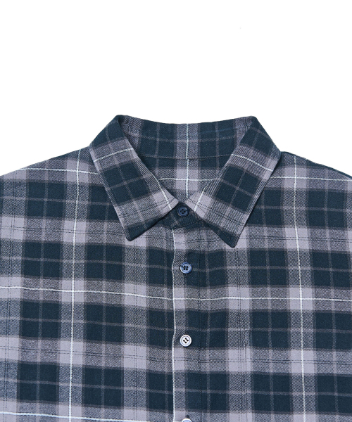 TEN PAST SEVEN（テン ファスト セブン）の「バックプリントチェックシャツ - グレー（シャツ/ブラウス・メンズ・その他・MEDIUM/LARGE）」の3枚目の写真