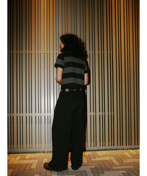GOZER(ゴーザー)の「WANG STRIPE HALF T-SHIRT_CHARCOAL(Tシャツ/カットソー・メンズ・チャコール・MEDIUM/LARGE/X-LARGE)」の4枚目の写真