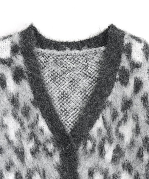 ANAP(アナップ)の「レオパード柄 シャギーニット カーディガン(カーディガン/ボレロ・レディース・ブラウン/グレー・F)」の17枚目の写真