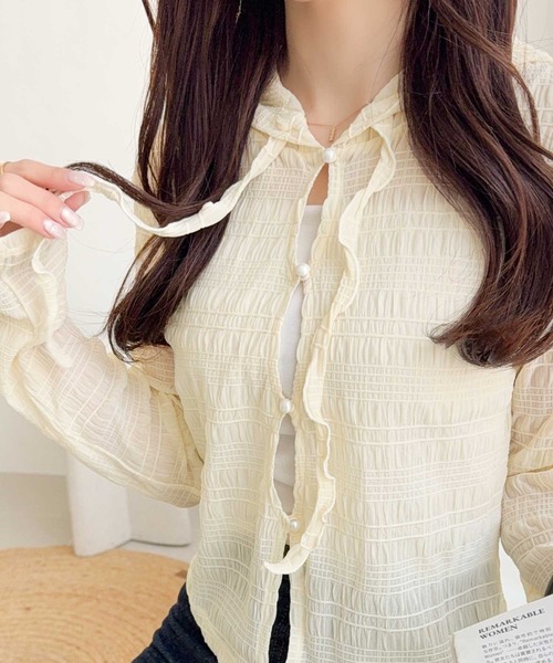 mily bilet(ミウィビレット)の「【mily bilet】カジュアルと清楚のドッキング。大人可愛い軽やかな一枚♪フード付き カーディガン風シアートップス(カーディガン/ボレロ・レディース・アイボリー系1/ブラック/アイボリー/アイボリー系2・LARGE/MEDIUM/SMALL/X-LARGE)」の7枚目の写真