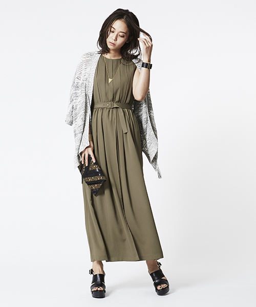 ELFORBR（エルフォーブル）の「デシンマキシワンピース（ワンピース・レディース・レッド系その他/ネイビー/カーキ・38/36）」の16枚目の写真