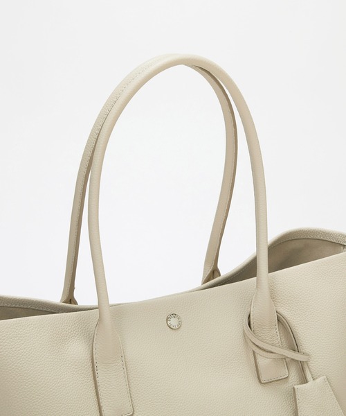 Breath TOPKAPI(ブレストプカピ)の「【雑誌掲載】【Breath TOPKAPI】ELAN エラン シュリンクレザー 2way トートバッグ(トートバッグ・レディース・クリーム/ブラック/グレイッシュベージュ・FREE)」の20枚目の写真