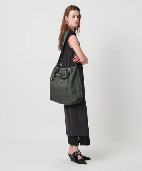 zattu（ザッツ）の「＜zattu＞ TERP バッグ（ショルダーバッグ・レディース・ブラック/オリーブ・FREE）」の16枚目の写真