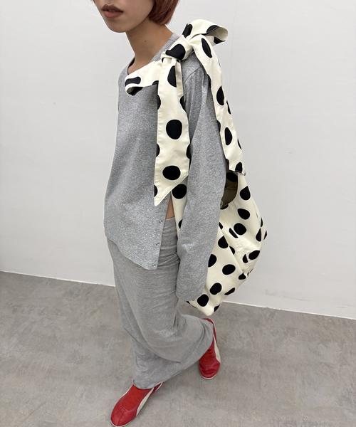 Oriens JOURNAL STANDARD（オリエンス ジャーナルスタンダード）の「ボタンディテールロングスリーブTee（Tシャツ/カットソー・レディース・グレー/レッド/ホワイト・FREE）」の10枚目の写真