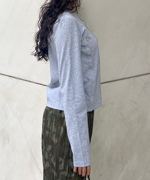Oriens JOURNAL STANDARD(オリエンス ジャーナルスタンダード)の「ボタンディテールロングスリーブTee(Tシャツ/カットソー・レディース・グレー/レッド/ホワイト・FREE)」の15枚目の写真
