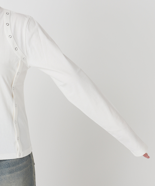 Oriens JOURNAL STANDARD（オリエンス ジャーナルスタンダード）の「ボタンディテールロングスリーブTee（Tシャツ/カットソー・レディース・グレー/レッド/ホワイト・FREE）」の19枚目の写真