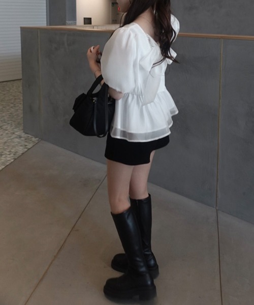 junoah(ジュノア)の「オーガンジーバックリボンペプラムブラウス(シャツ/ブラウス・レディース・ホワイト/ブラック・LARGE/MEDIUM/SMALL)」の6枚目の写真