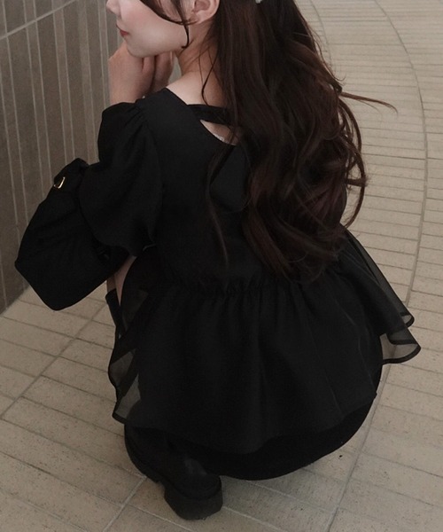 junoah(ジュノア)の「オーガンジーバックリボンペプラムブラウス(シャツ/ブラウス・レディース・ホワイト/ブラック・LARGE/MEDIUM/SMALL)」の11枚目の写真