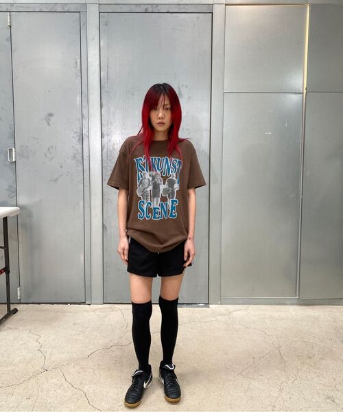 ISTKUNST(イストクンスト)の「SCENE BAND TEE_NAVY(IK2EMMT510A)(Tシャツ/カットソー・レディース・ネイビー・S/M/L)」の12枚目の写真