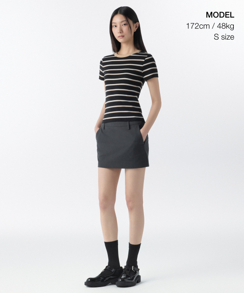 MUSINSA STANDARD WOMAN（ムシンサスタンダードウーマン）の「ウィメンズリブドマルチストライプスリムTシャツ[ブラック]（Tシャツ/カットソー・レディース・その他・SMALL/MEDIUM/X-SMALL/LARGE）」の2枚目の写真