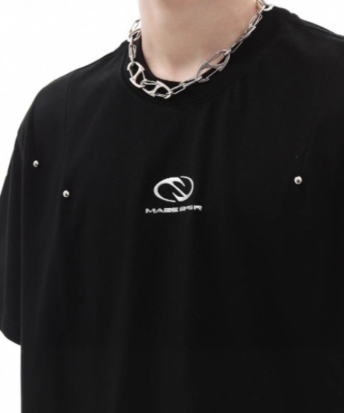 lilful(リルフル)の「【26年春夏新作】リベットデザインTシャツ(Tシャツ/カットソー・メンズ・ブラック/グレー・M/L)」の4枚目の写真