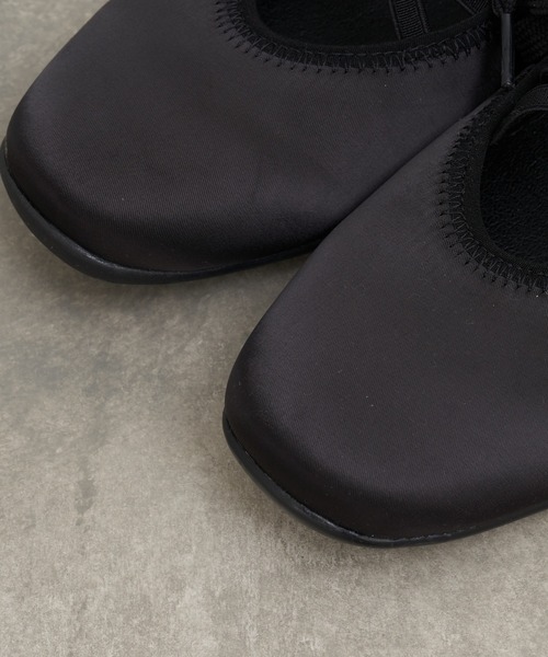 CIAOPANIC TYPY（チャオパニックティピー）の「【S～XL展開】バレエスニーカー（パンプス・レディース・ブラック/ネイビー/ブラウン・X-LARGE/LARGE/MEDIUM/SMALL）」の13枚目の写真