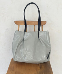 un dix cors | エナメルロングストラップトート(トートバッグ)