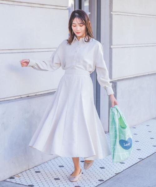 ITS'DEMO（イッツデモ）の「【手洗い可／セットアップ可】サテンピーチシャツ（シャツ/ブラウス・レディース・ピンク/アイボリー/サックスブルー・00）」の6枚目の写真