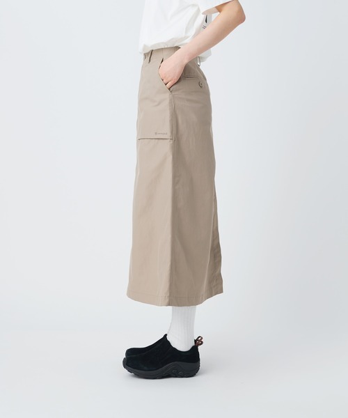 Snow Peak（スノーピーク）の「Snow Peak / Light Dobby Cloth Skirt ライトドビークロススカート（スカート・レディース・ブラック/グレイッシュベージュ/アーミー・1/2/3）」の7枚目の写真