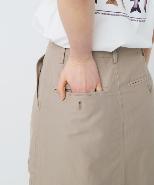 Snow Peak（スノーピーク）の「Snow Peak / Light Dobby Cloth Skirt ライトドビークロススカート（スカート・レディース・ブラック/グレイッシュベージュ/アーミー・1/2/3）」の12枚目の写真