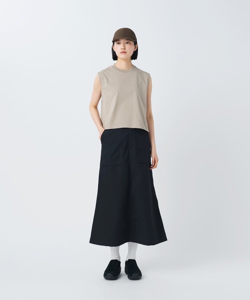 Snow Peak（スノーピーク）の「Snow Peak / Light Dobby Cloth Skirt ライトドビークロススカート（スカート・レディース・ブラック/グレイッシュベージュ/アーミー・1/2/3）」の4枚目の写真