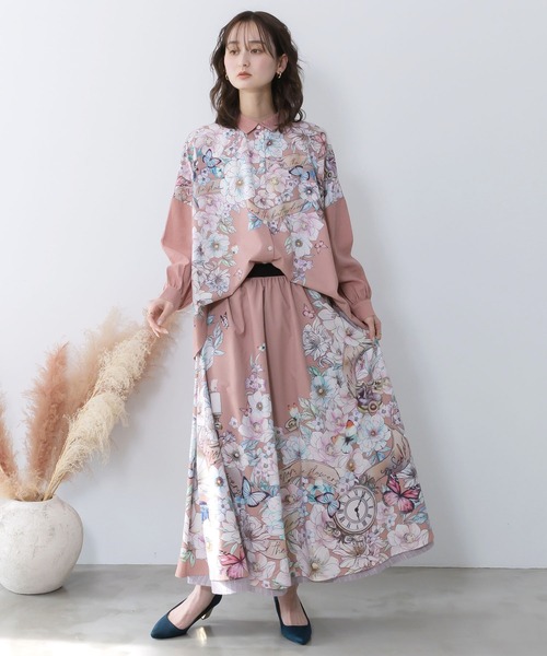 iS ScoLar（イズスカラー）の「561218：花柄布帛シャツ（シャツ/ブラウス・レディース・ピンク/アイボリー/ブラック・M）」の4枚目の写真