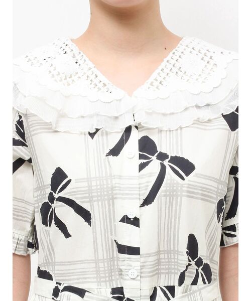 merry jenny(メリージェニー)の「ribbonレースカラーシャツワンピース(ワンピース・レディース・ネイビー/アイボリー・FREE)」の9枚目の写真