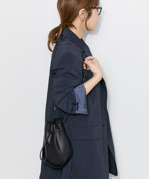 journal standard L'essage(ジャーナルスタンダードレサージュ)の「【ITTI/イッチ】HERRIE KINCHAKU POUCH-GPM/RAPTO FLE:バッグ(ショルダーバッグ・レディース・ブラック・FREE)」の2枚目の写真