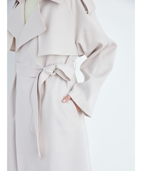 Mila Owen（ミラオーウェン）の「共ベルト付憲章デザイントレンチコート（トレンチコート・レディース・アイボリー/ベージュ/イエロー・0/1）」の6枚目の写真