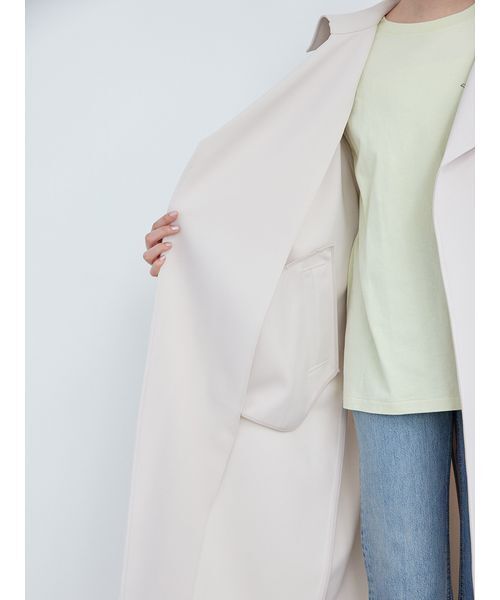 Mila Owen（ミラオーウェン）の「共ベルト付憲章デザイントレンチコート（トレンチコート・レディース・アイボリー/ベージュ/イエロー・0/1）」の8枚目の写真