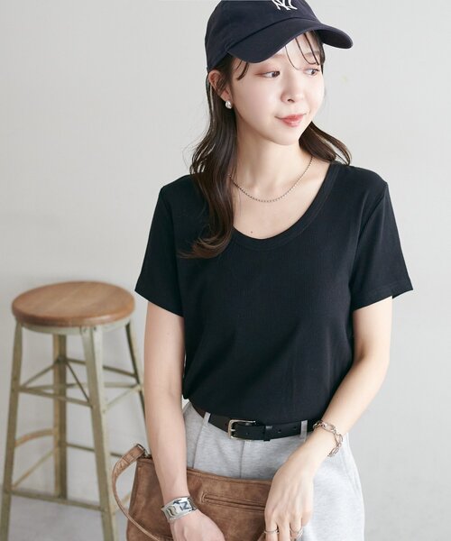 DISCOAT（ディスコート）の「【WEB限定】ラメリブコンパクトUネックTシャツ（Tシャツ/カットソー・レディース・グレー/ブルー/ブラック/アイボリー・MEDIUM）」の20枚目の写真