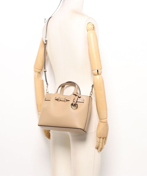 MICHAEL KORS(マイケルコース)の「CARSON センタージップ サッチェル スモール(ハンドバッグ・レディース・キャメル・FREE)」の5枚目の写真