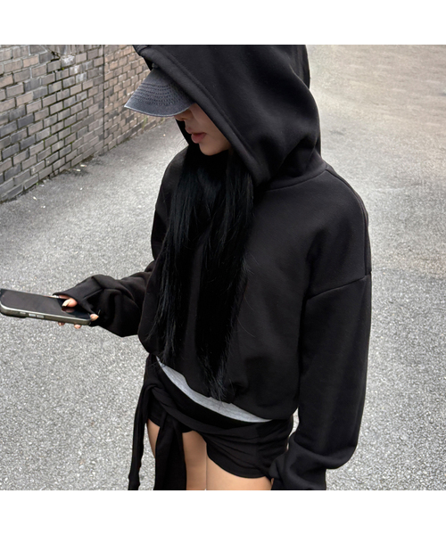 TUCK BALLOON SWEAT HOODIE — черное худи‑свитшот с баллонным кроем