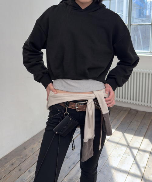 PORTERNA(ポルテナ)の「TUCK BALLOON SWEAT HOODIE-BLACK(パーカー・レディース・その他・SMALL)」の7枚目の写真