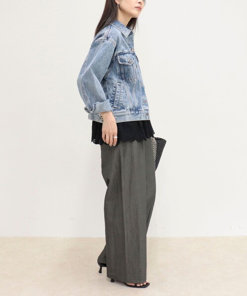 fredy emue（フレディエミュ）の「【低身長サイズ34有り】ライトシャンブレーデニムイージーパンツ（その他パンツ・レディース・ネイビー・34）」の3枚目の写真