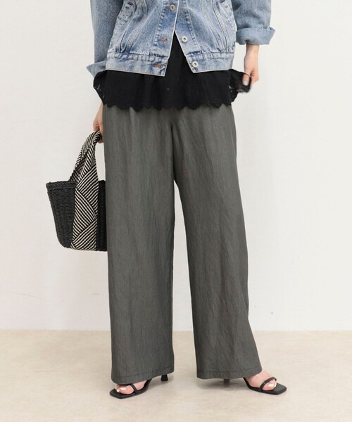 fredy emue（フレディエミュ）の「【低身長サイズ34有り】ライトシャンブレーデニムイージーパンツ（その他パンツ・レディース・ネイビー・34）」の10枚目の写真